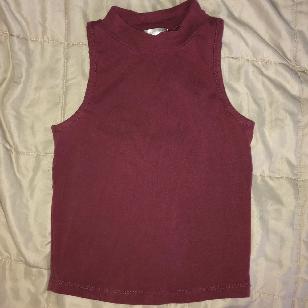 Halter crop top